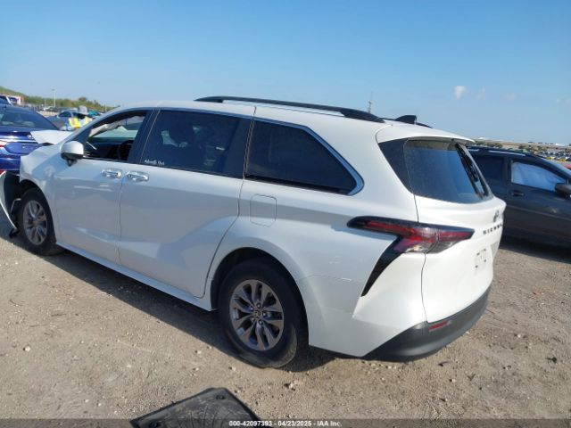 5TDJRKEC7PS163115 Toyota SIENNA XLE