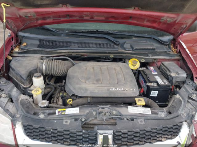 2C4RDGBG6ER130540 Dodge Grand Caravan Se