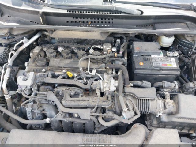 JTND4MBE5M3130281 Toyota COROLLA SE