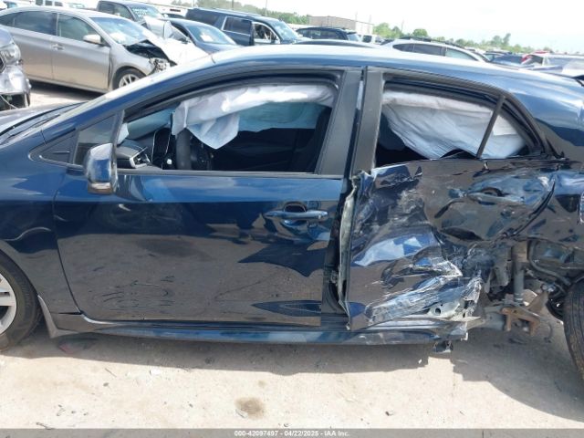 JTND4MBE5M3130281 Toyota COROLLA SE