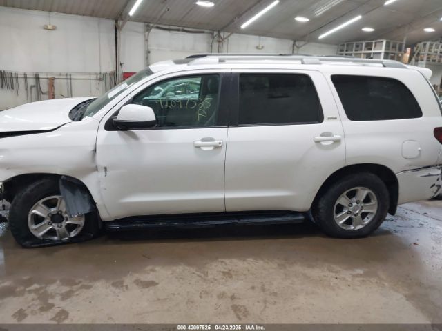 5TDBY5G11KS166492 Toyota Sequoia Sr5