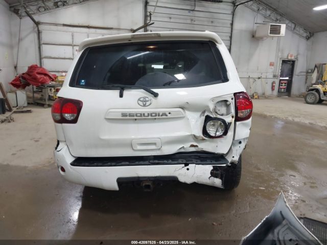 5TDBY5G11KS166492 Toyota Sequoia Sr5