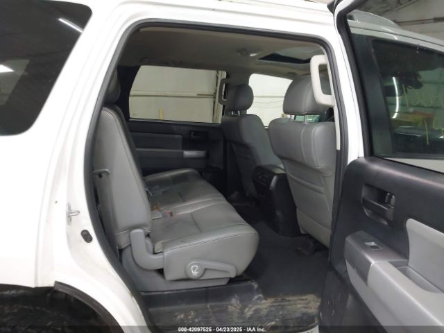 5TDBY5G11KS166492 Toyota Sequoia Sr5