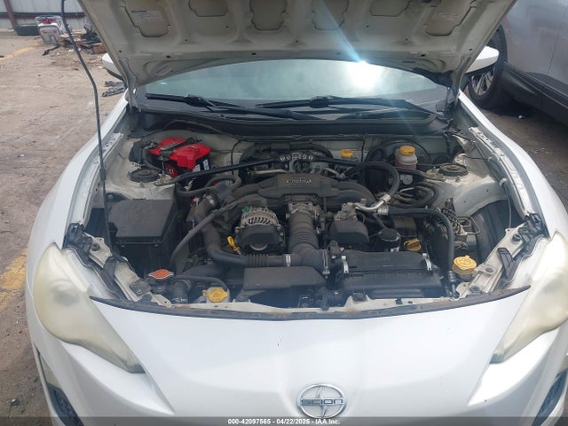 JF1ZNAA13E9704272 Scion FR-S