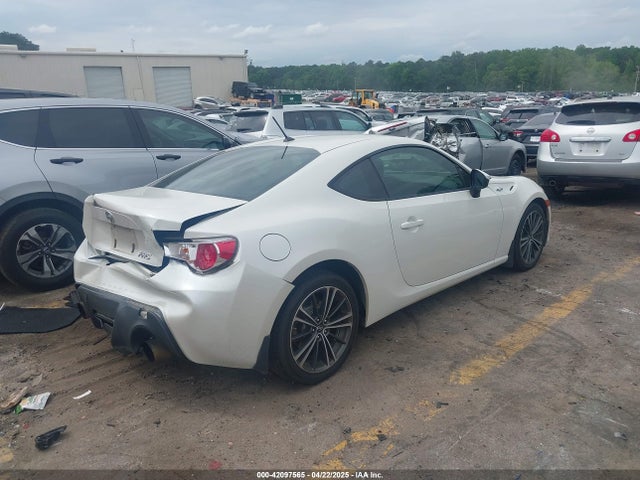 JF1ZNAA13E9704272 Scion FR-S