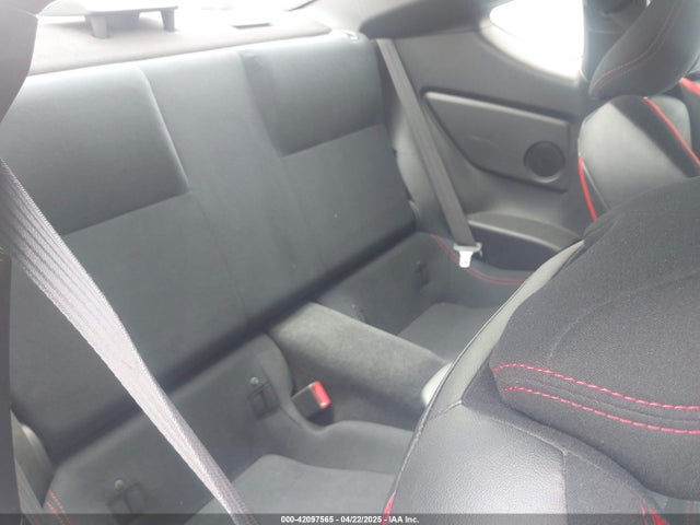 JF1ZNAA13E9704272 Scion FR-S
