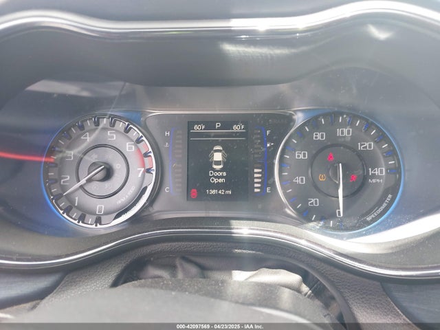 1C3CCCBB4FN650793 Chrysler 200 S