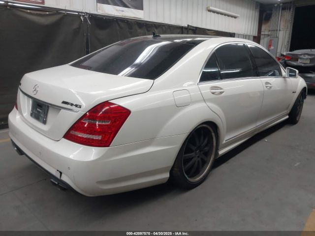 2011 MERCEDES-BENZ S 63 AMG WDDNG7EB7BA402556 Photo 3