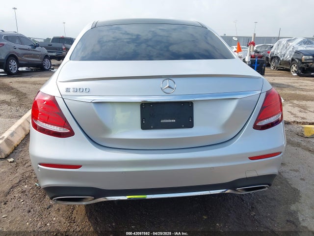 Mercedes-Benz E 300 2017 WDDZF4JB5HA213146 Image 16