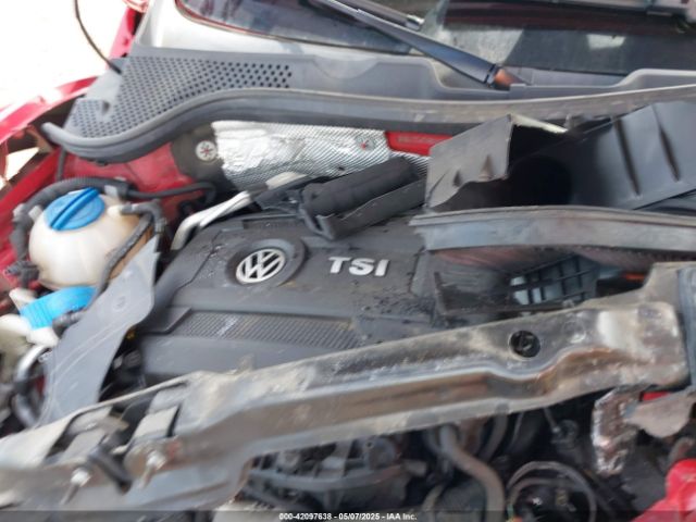 3VWJ17ATXEM655576 Volkswagen Beetle 1.8t