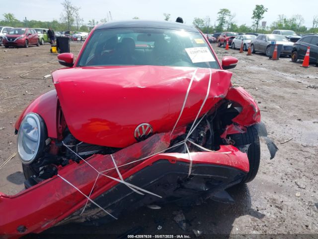 3VWJ17ATXEM655576 Volkswagen Beetle 1.8t