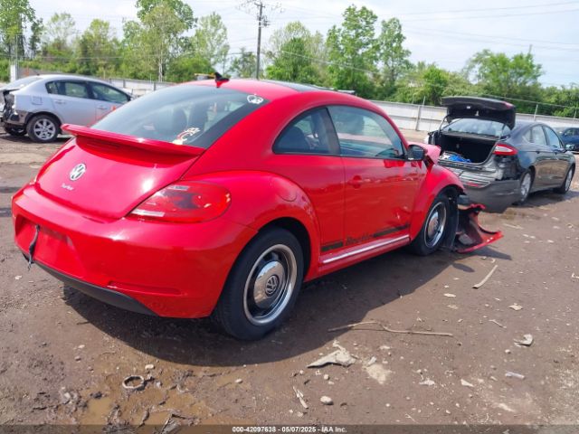 3VWJ17ATXEM655576 Volkswagen Beetle 1.8t