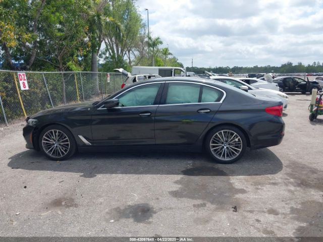 WBAJA5C59JWA39772 BMW 530I