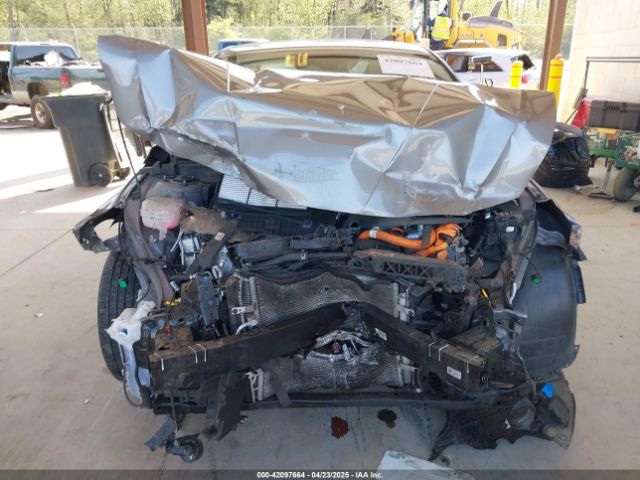 KMHLM4AJ0NU013598 Hyundai Elantra Hybrid Blue