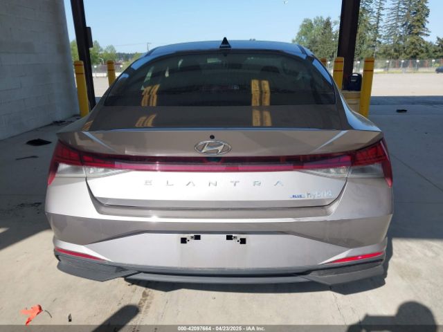 KMHLM4AJ0NU013598 Hyundai Elantra Hybrid Blue