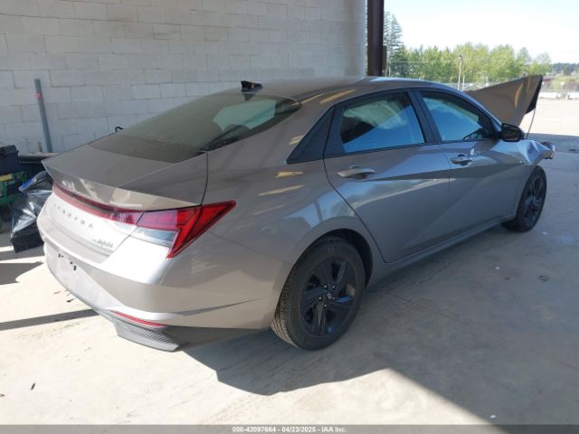 KMHLM4AJ0NU013598 Hyundai Elantra Hybrid Blue