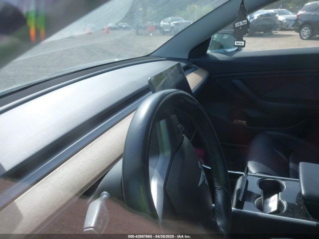 5YJ3E1EB7JF088224 Tesla Model 3 Long Range/performance