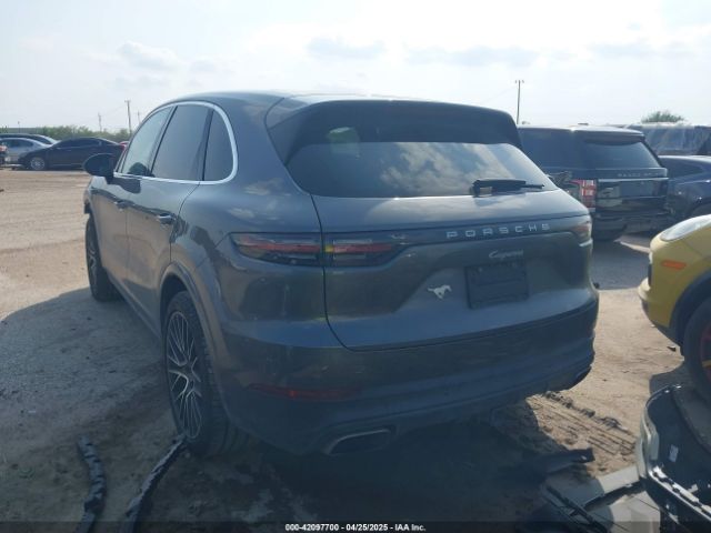 2019 PORSCHE CAYENNE WP1AA2AY1KDA15473 Photo 2
