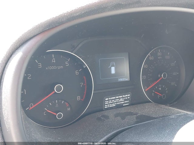 KNDPMCAC0J7387266 KIA Sportage Lx