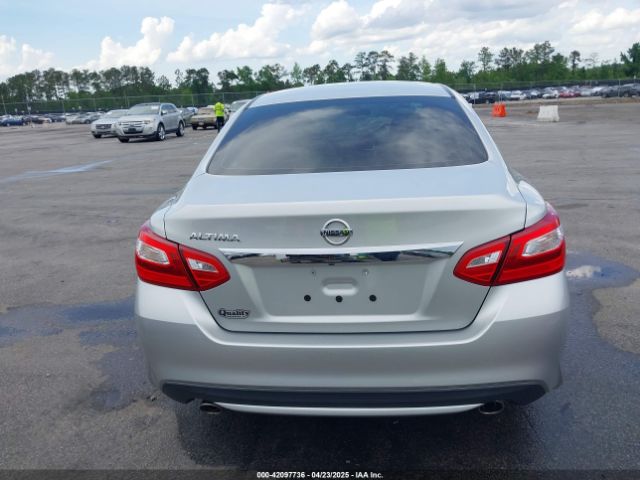 1N4AL3AP6HC480103 Nissan Altima 2.5 S