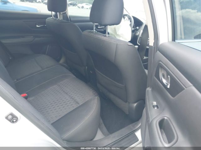 1N4AL3AP6HC480103 Nissan Altima 2.5 S