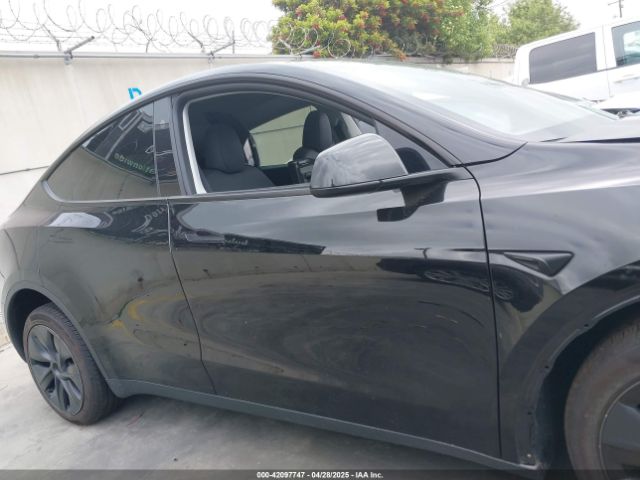 7SAYGDEE8SF238387 Tesla Model Y Long Range Dual Motor All-wheel Drive