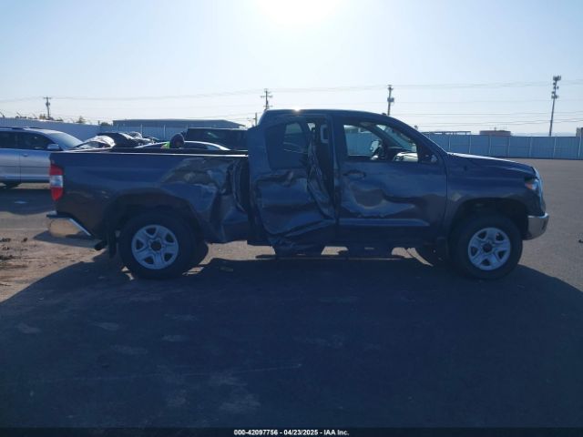 5TFUY5F13JX742618 Toyota Tundra Sr5 5.7l V8