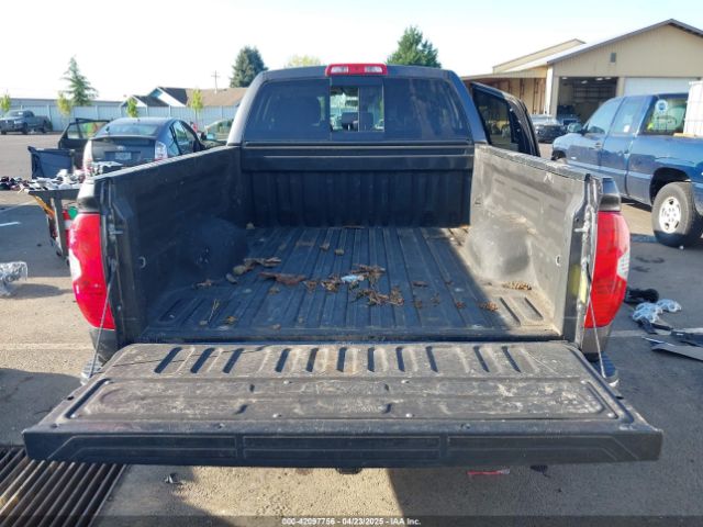 5TFUY5F13JX742618 Toyota Tundra Sr5 5.7l V8