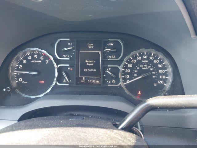 5TFUY5F13JX742618 Toyota Tundra Sr5 5.7l V8
