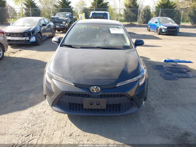 JTDEPRAE3LJ090713 Toyota COROLLA LE