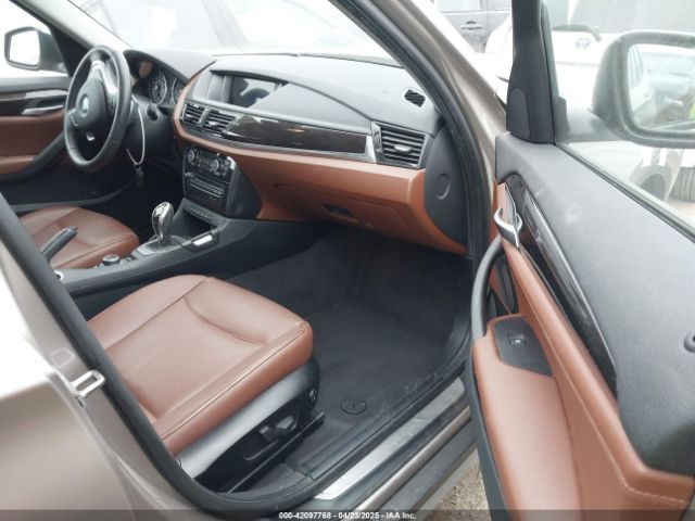 WBAVL1C50FVY41142 BMW X1 Xdrive28i