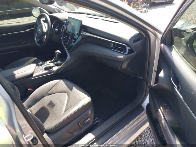 4T1F11AK7MU616060 Toyota CAMRY XLE