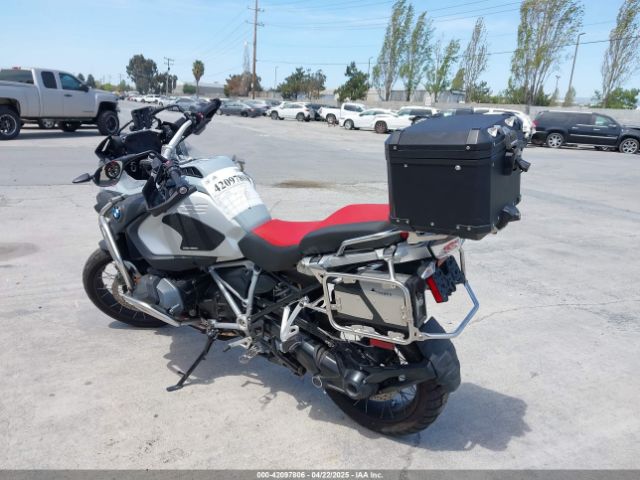2020 BMW R 1250 WB10J5302LZF83841 Photo 2