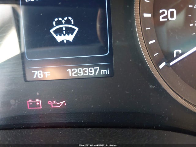 KM8J33A48HU253405 Hyundai TUCSON SE