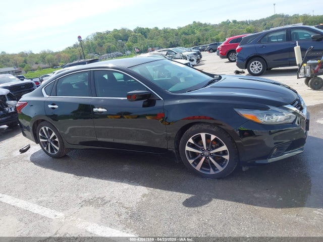 1N4AL3AP9HN357027 Nissan Altima 2.5 Sr