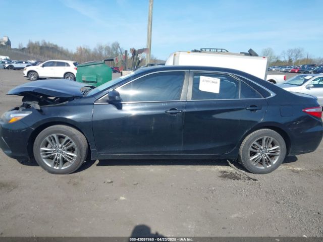 4T1BF1FK4HU341696 Toyota CAMRY SE