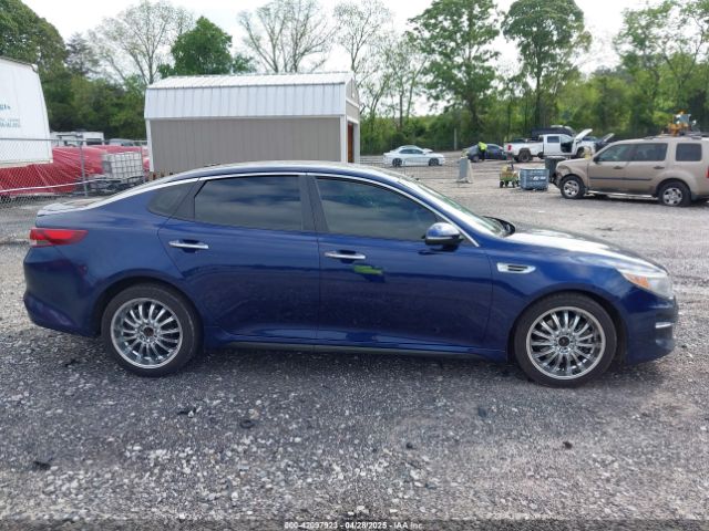 5XXGT4L38JG258690 KIA Optima S