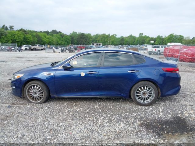 5XXGT4L38JG258690 KIA Optima S