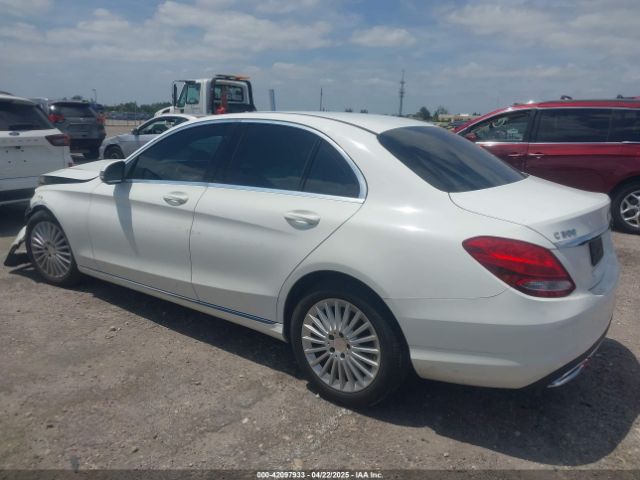 55SWF4JB6HU186221 Mercedes-Benz C 300 Luxury/sport