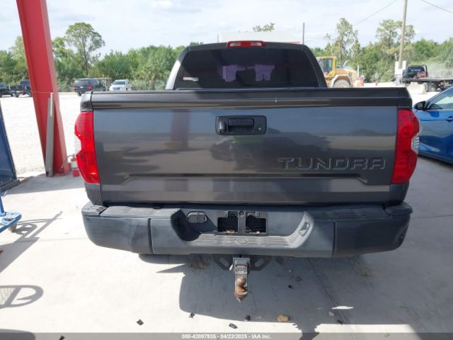 5TFRM5F19EX080972 Toyota Tundra Sr 4.6l V8