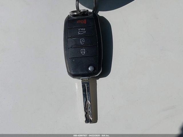 5XXGM4A78FG464232 KIA Optima Lx