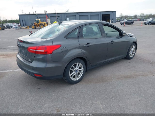 Ford FOCUS SE 2016 1FADP3F21GL404348 Image 4