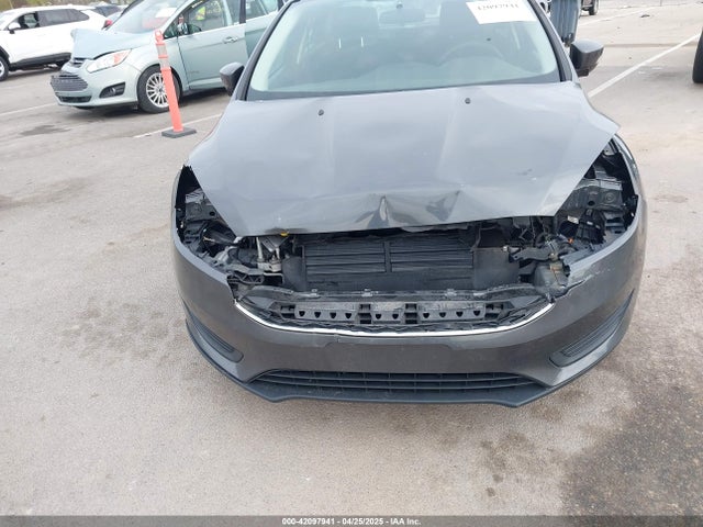 Ford FOCUS SE 2016 1FADP3F21GL404348 Image 6
