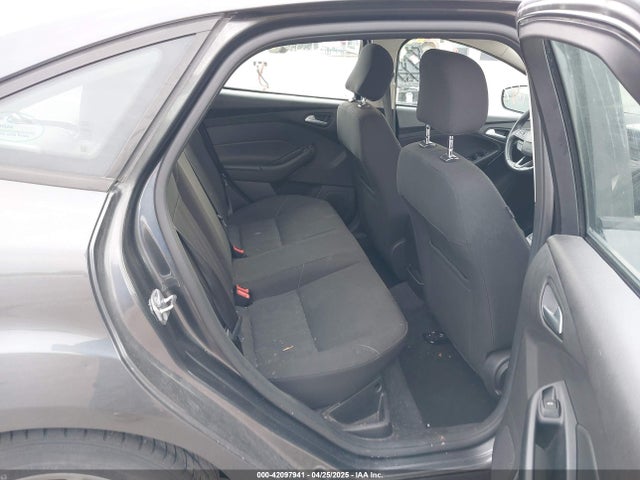 Ford FOCUS SE 2016 1FADP3F21GL404348 Image 8