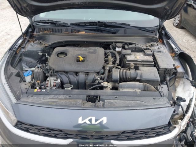 3KPF24AD8NE466674 KIA Forte Lxs