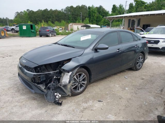 3KPF24AD8NE466674 KIA Forte Lxs