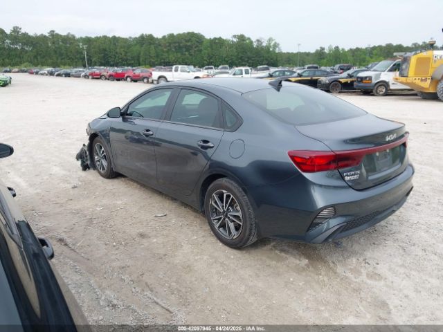 3KPF24AD8NE466674 KIA Forte Lxs