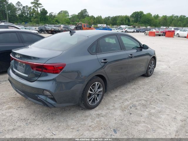 3KPF24AD8NE466674 KIA Forte Lxs