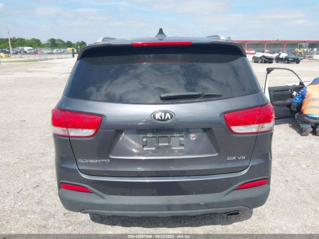 5XYPH4A53GG160595 KIA Sorento 3.3l Ex