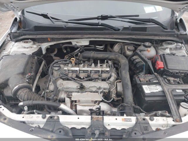 1G1ZE5STXGF342570 Chevrolet MALIBU 1LT